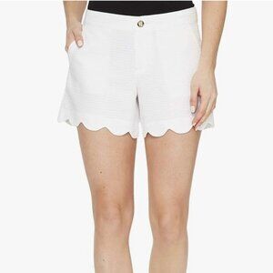 Lilly Pulitzer Size 0 Buttercup Shorts • White • Preppy Staple • Scallop Hem